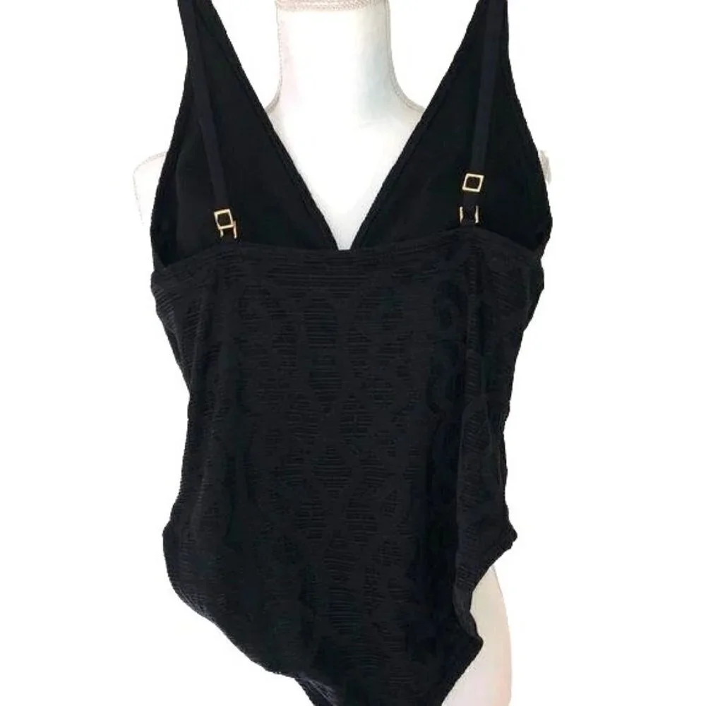La Blanca Swimsuit Womens Size 8 Vintage Black One Piece Plunging Neckline